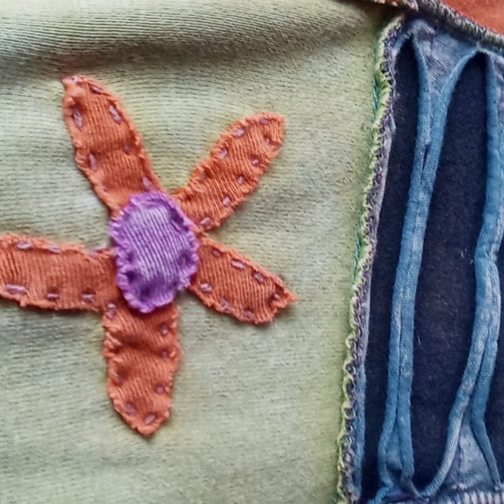 Top - Picture 2 of 6